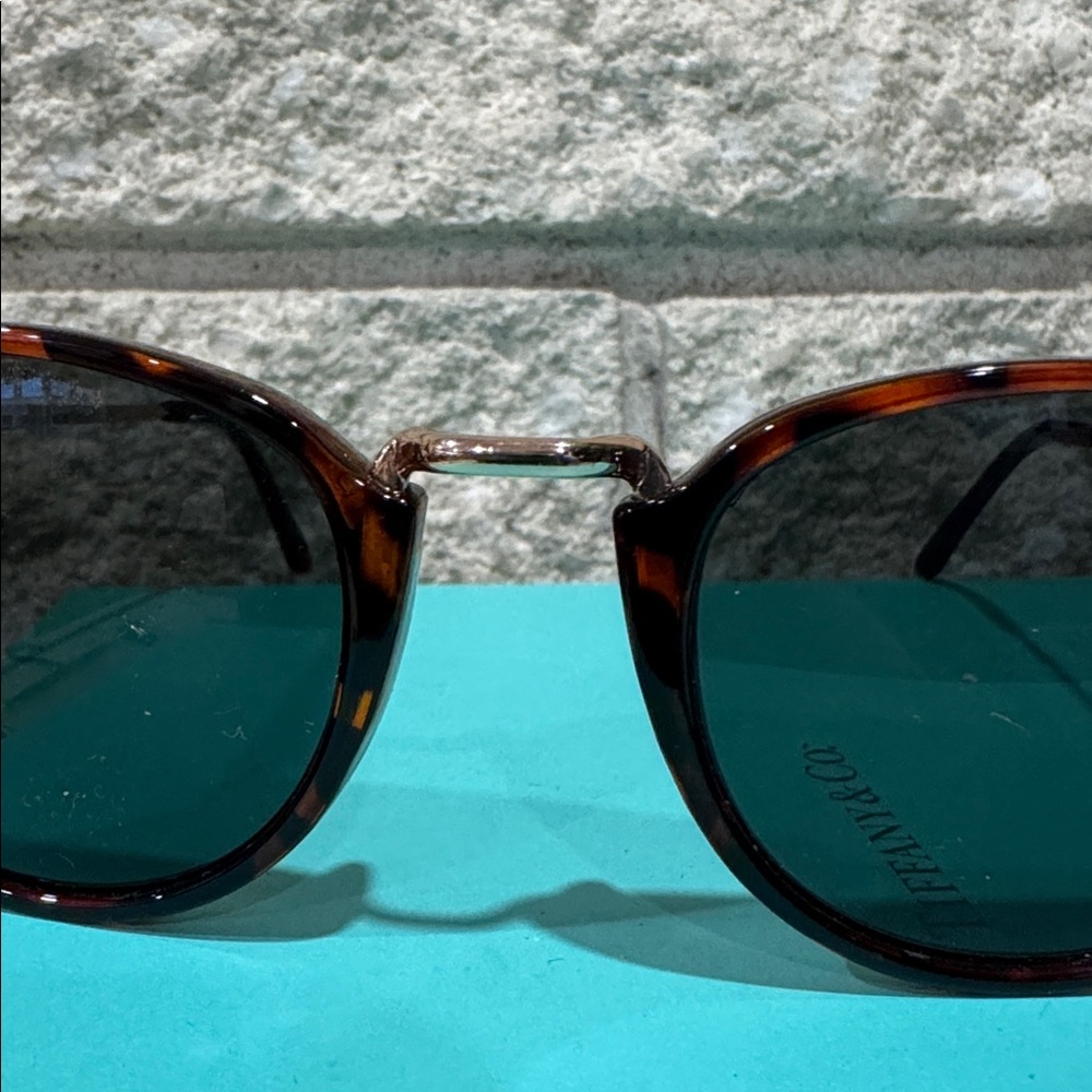 Tortoise Shell Sunglasses - Picture 4 of 5